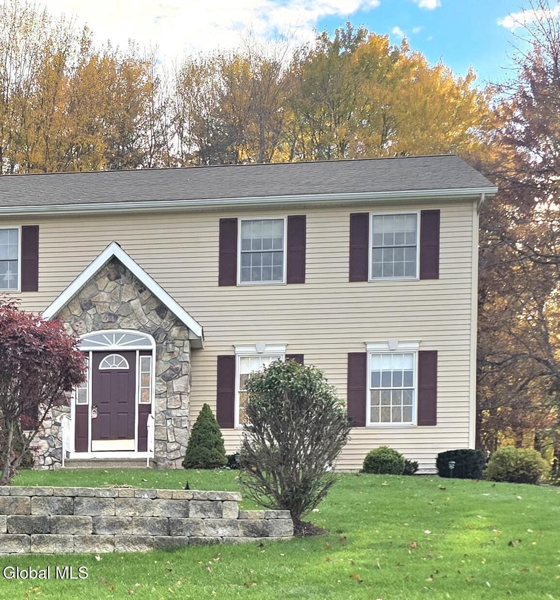 8 Red Maple Lane, Unit B Halfmoon, NY 12065 - Photo 1 of 18 20251024_160901 (1)