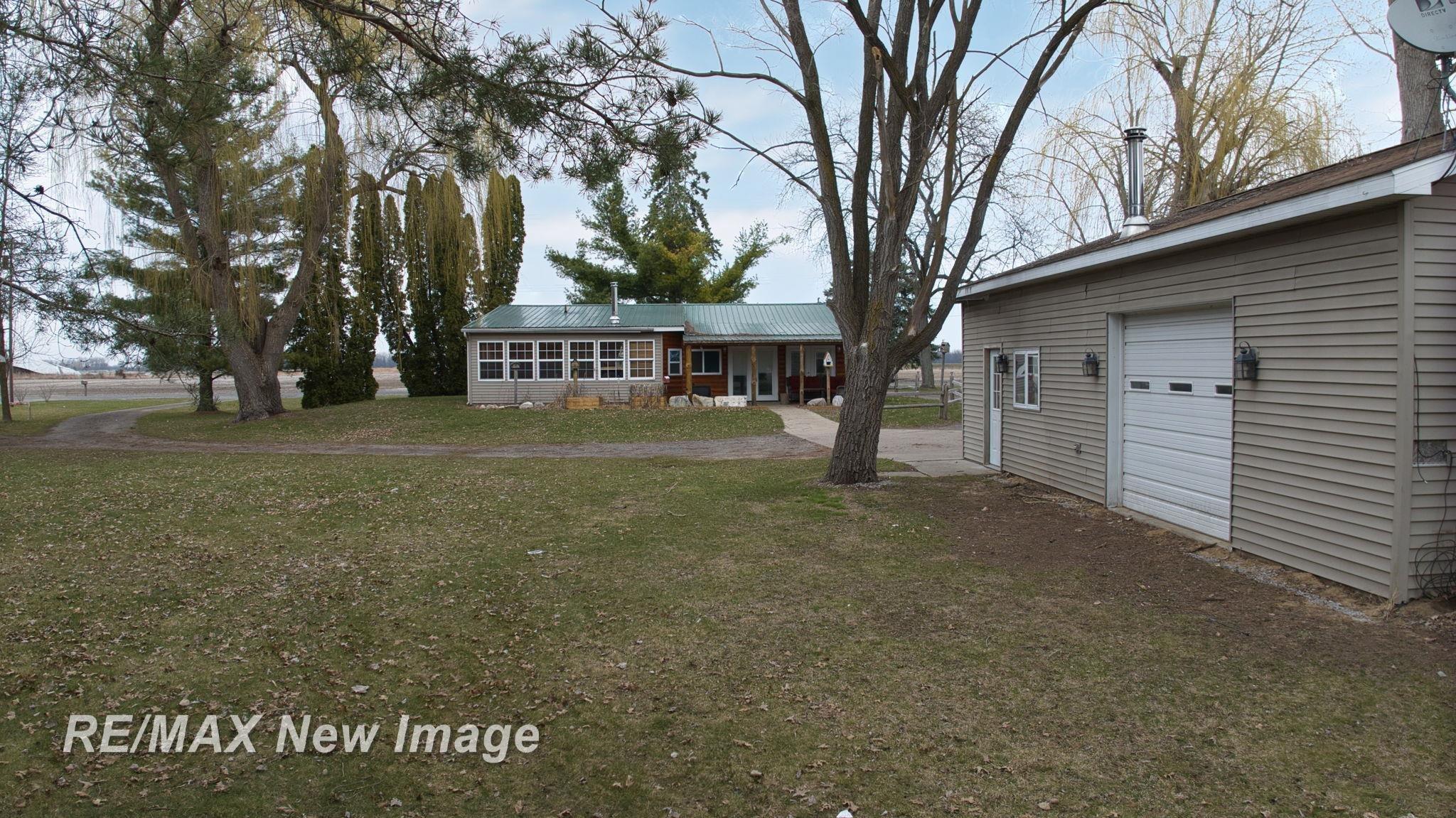 1435 West Fry Road Burt, MI 48417 - Photo 32 of 53