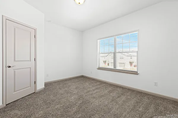 $1,595 | 7523 Gramercy Way, Unit 101, San Antonio, TX 78253