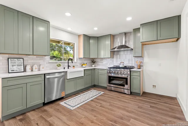 $375,000 | 119 Shadywood Lane, San Antonio, TX 78216