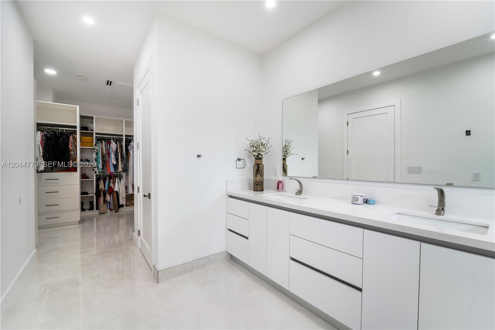 9630 Southwest 10th Terrace Miami, FL 33174 - Photo 27 of 82