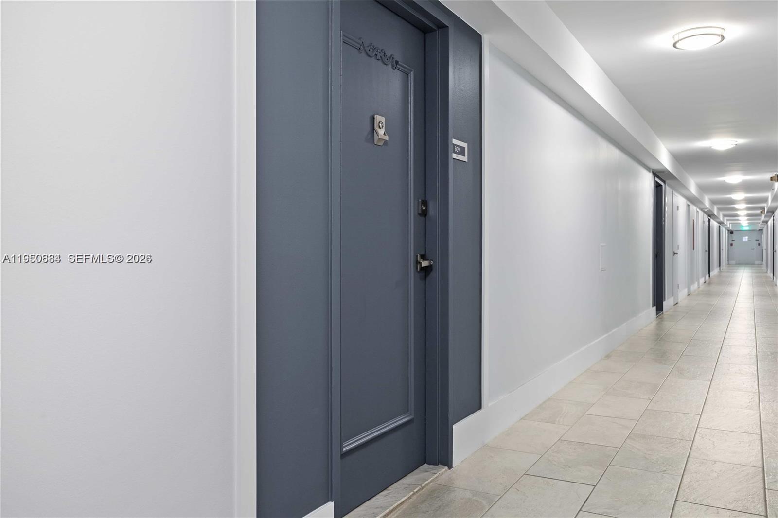 6039 Collins Avenue, Unit 809 Miami Beach, FL 33140 - Photo 14 of 14 a view of hallway with hallway