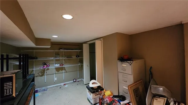 $319,000 | 908 Harr-Grove, Peculiar, MO 64078