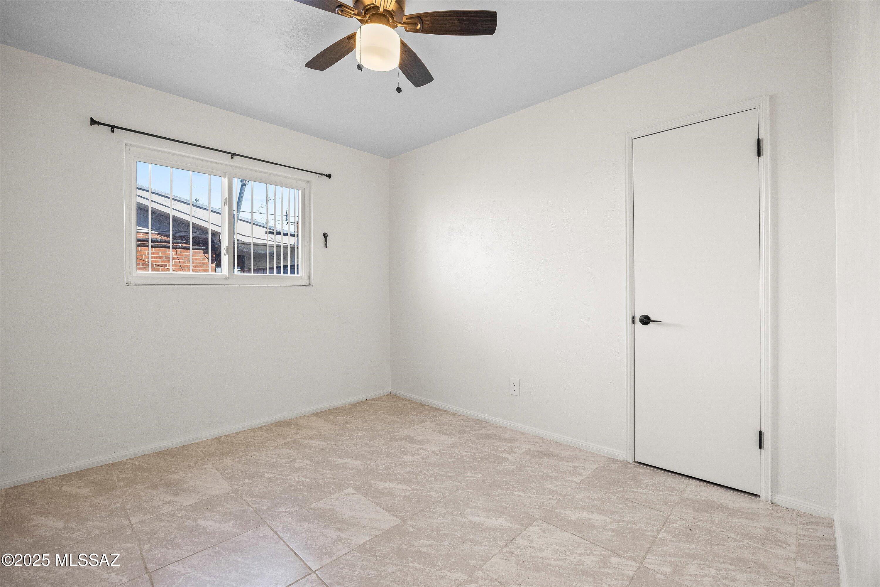 1232 North Swan Road Tucson, AZ 85712 - Photo 15 of 24 Gallery Image 15
