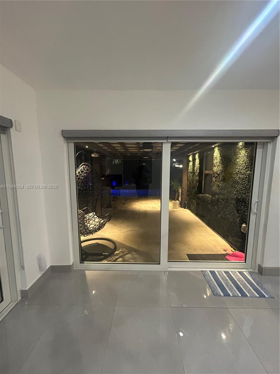 24935 Southwest 129th Path Homestead, FL 33032 - Photo 6 of 24