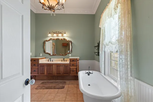 $1,250,000 | 374 County Road 104, Carthage, TX 75633