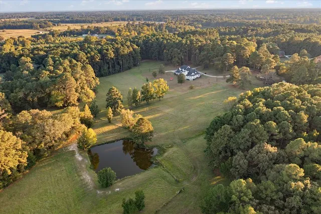 $1,250,000 | 374 County Road 104, Carthage, TX 75633