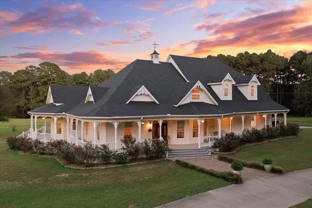 $1,250,000 | 374 County Road 104, Carthage, TX 75633