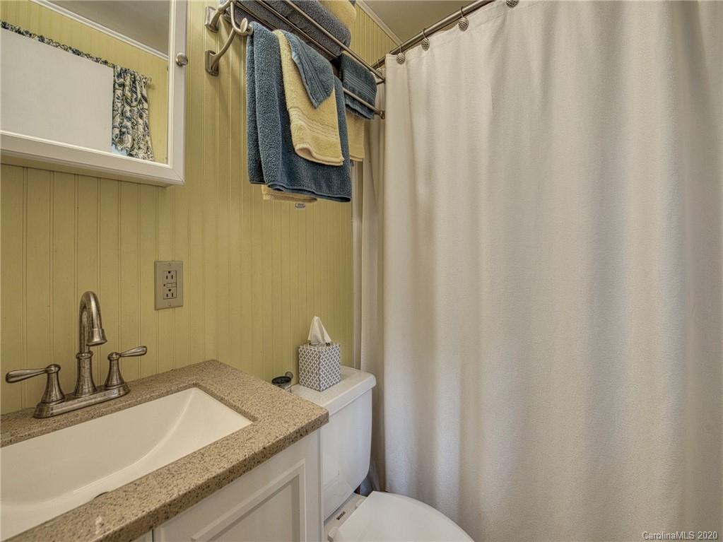 669 County Road Waynesville, NC 28785 - Photo 14 of 26