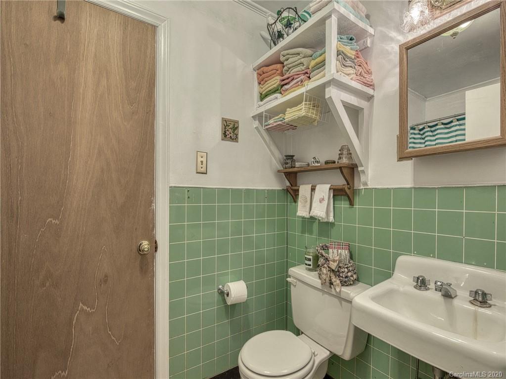 669 County Road Waynesville, NC 28785 - Photo 21 of 26