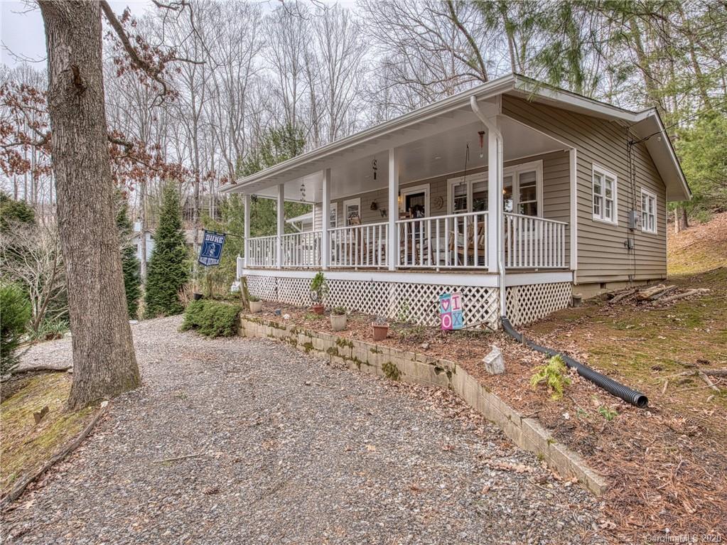 669 County Road Waynesville, NC 28785 - Photo 22 of 26