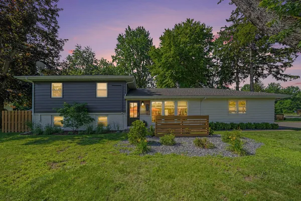 $489,900 | 6484 Sawyer Road, Sawyer, MI 49125