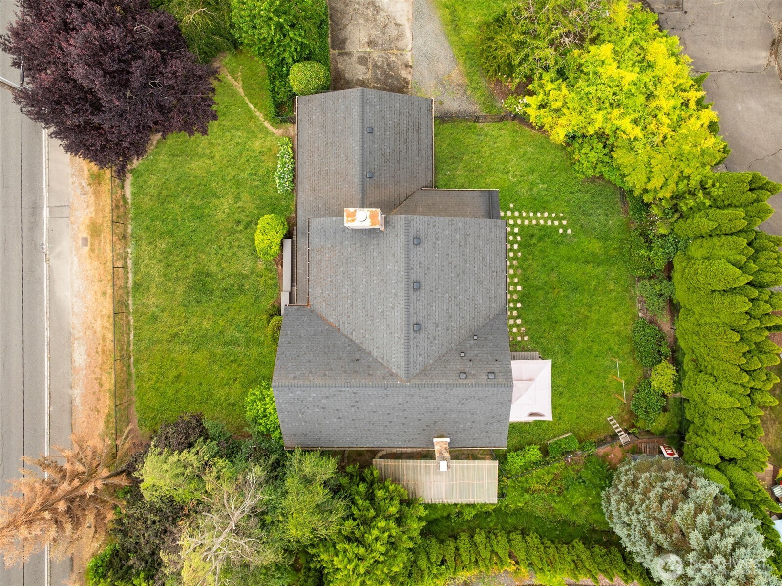 17021 76th Avenue West Edmonds, WA 98026 - Photo 31 of 36