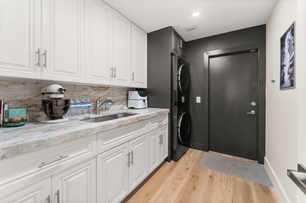 10171 Northwest 59th Drive Parkland, FL 33076 - Photo 29 of 49 a kitchen with stainless steel appliances a refrigerator and sink