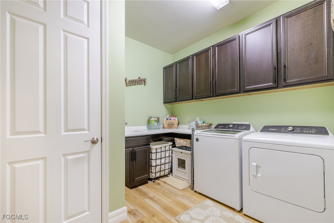 8516 Benelli Court Naples, FL 34114 - Photo 32 of 50