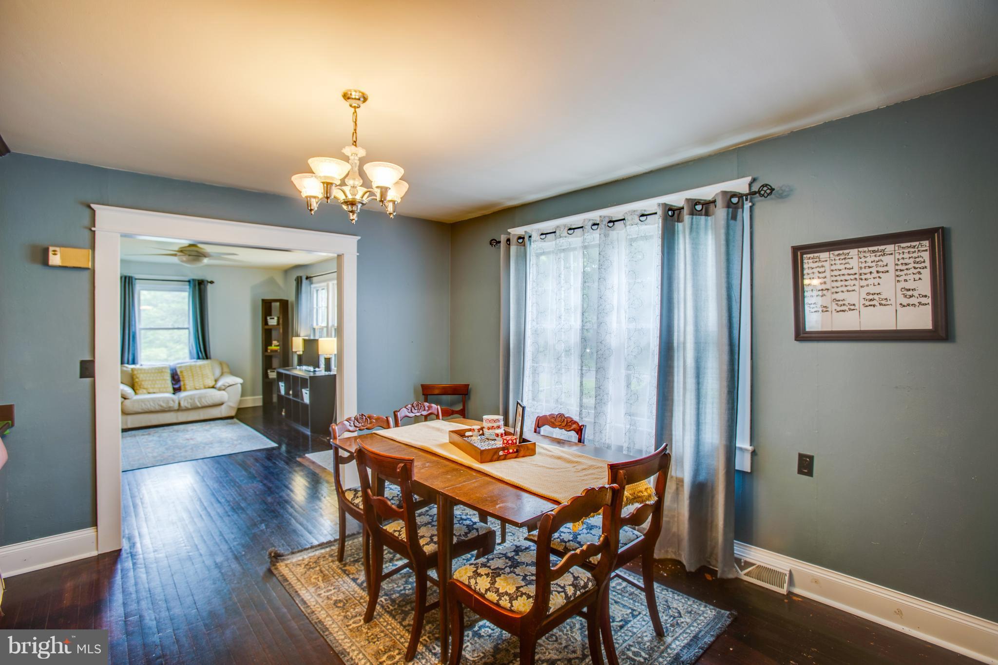 1106 Mountain View Road Fredericksburg, VA 22406 - Photo 18 of 29 Dining Room