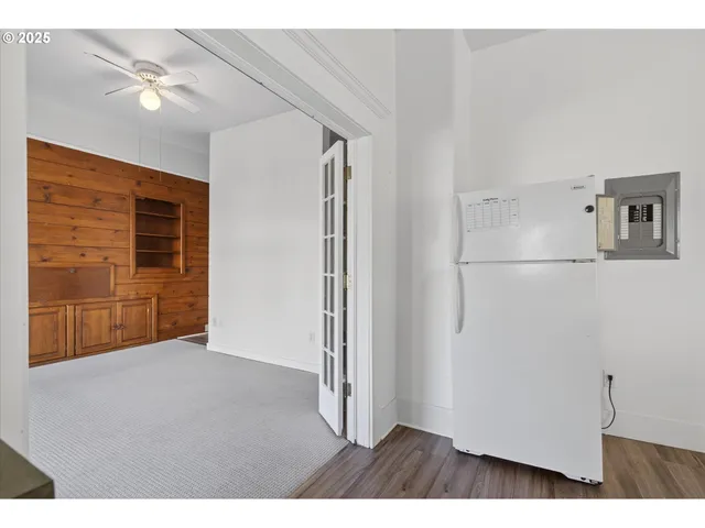 a view of empty room