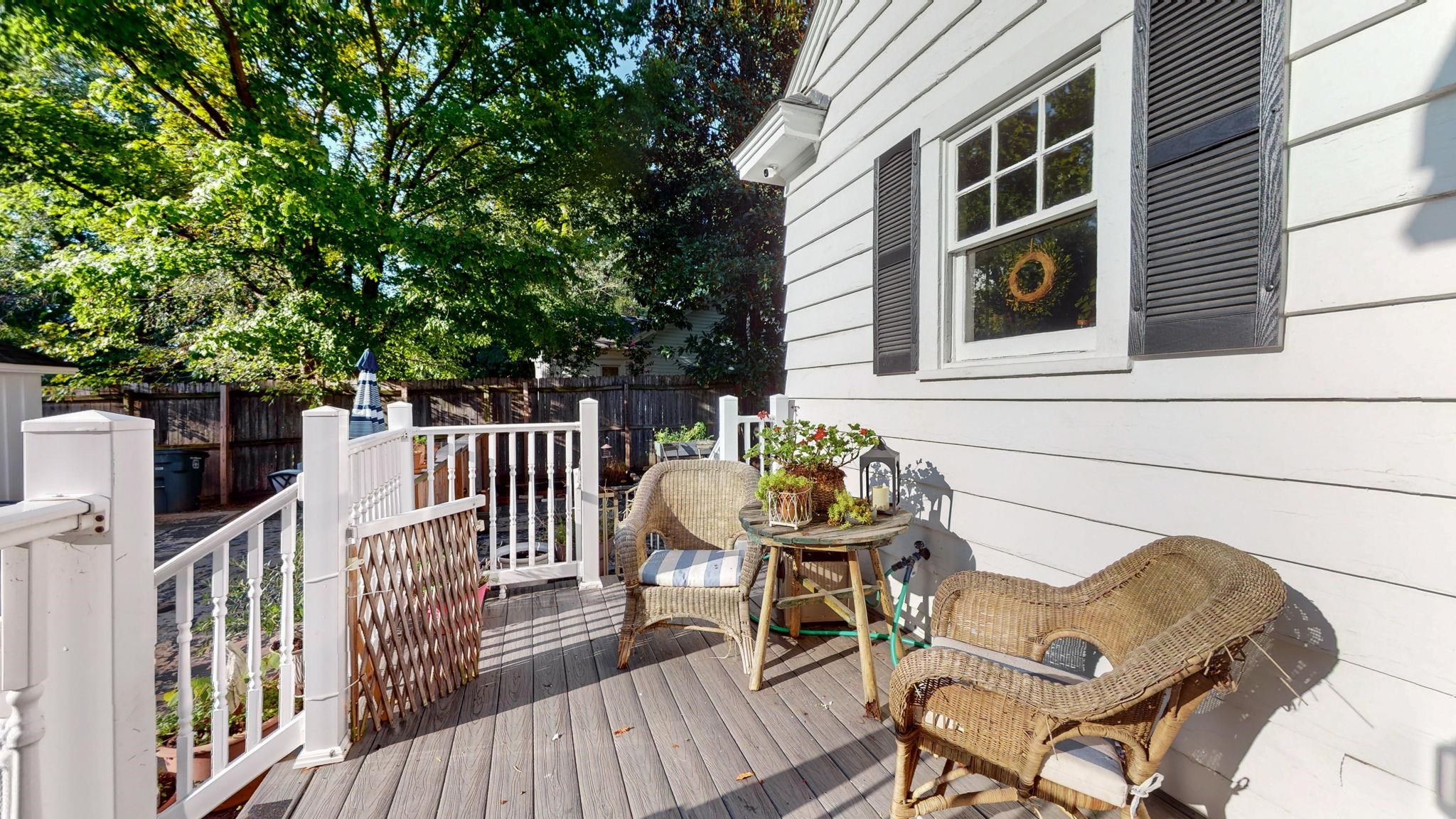 4572 Princeton Road Memphis, TN 38117 - Photo 20 of 36 a view of a chair and table in the balcony