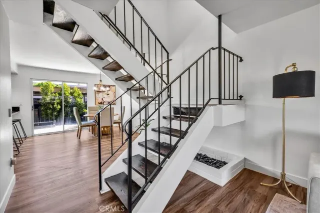 $344,900 | 2120 North Indian Canyon Drive, Palm Springs, CA 92262