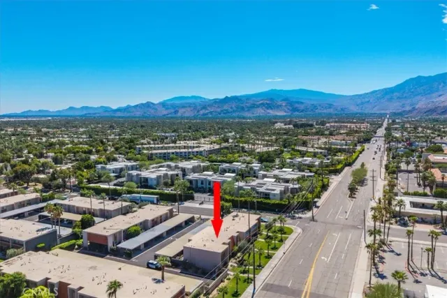 $344,900 | 2120 North Indian Canyon Drive, Palm Springs, CA 92262