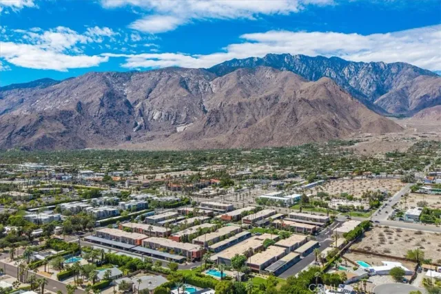 $344,900 | 2120 North Indian Canyon Drive, Palm Springs, CA 92262
