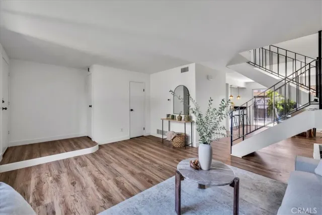 $344,900 | 2120 North Indian Canyon Drive, Palm Springs, CA 92262