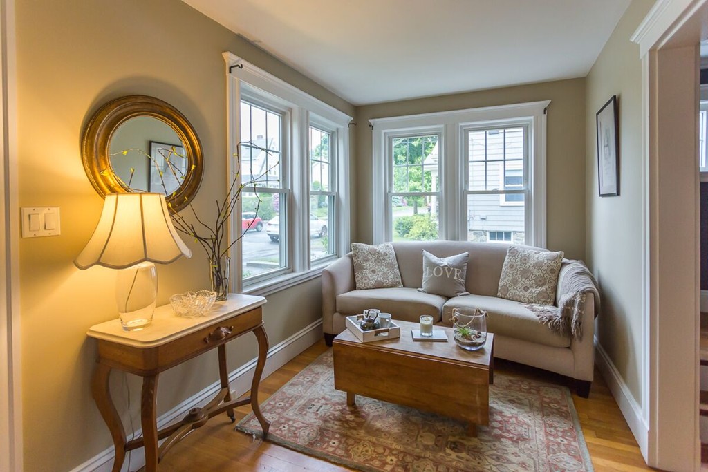 17 Homestead Road Marblehead, MA 01945 - Photo 4 of 30