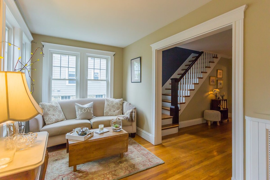 17 Homestead Road Marblehead, MA 01945 - Photo 5 of 30