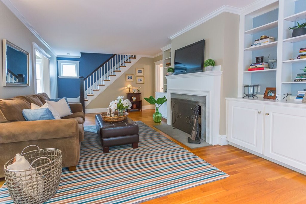 17 Homestead Road Marblehead, MA 01945 - Photo 8 of 30