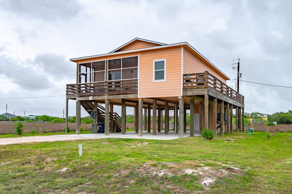 11 Bayview Loop Rockport, TX 78382 - Photo 8 of 40
