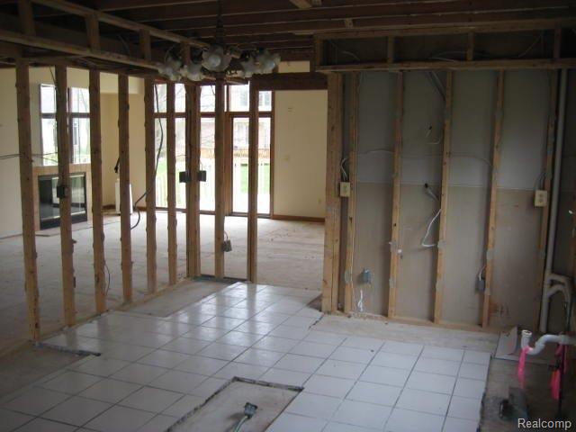 31271 Country Ridge Circle Farmington, MI 48331 - Photo 10 of 22 IMG_0277.JPG