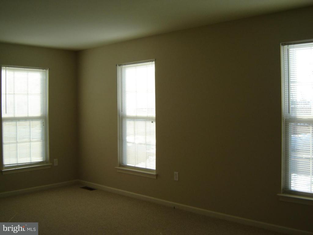 601 North Oak Street Lititz, PA 17543 - Photo 3 of 16 Gallery Image 3