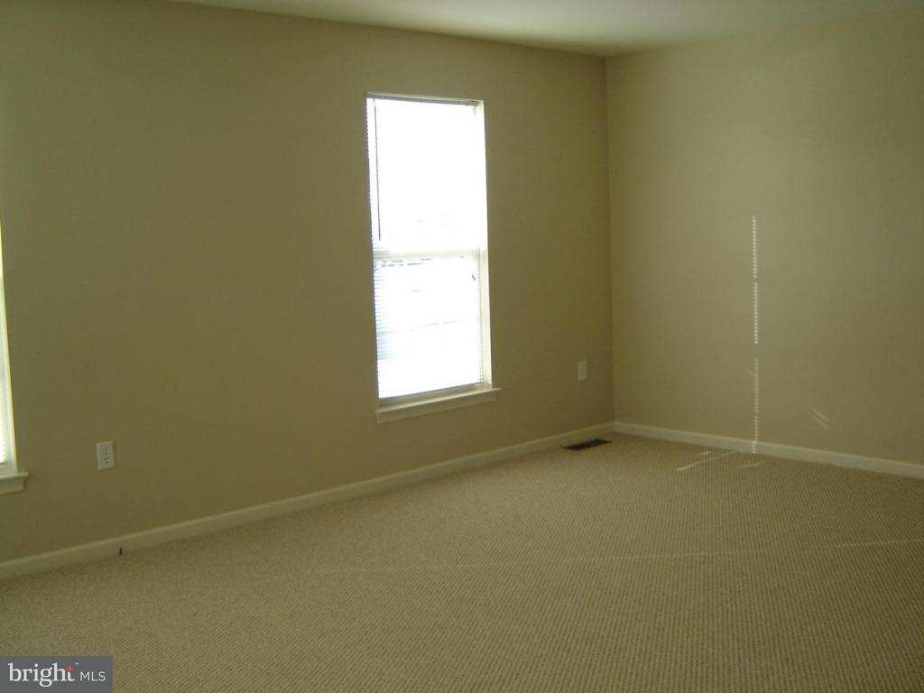 601 North Oak Street Lititz, PA 17543 - Photo 4 of 16 Gallery Image 4