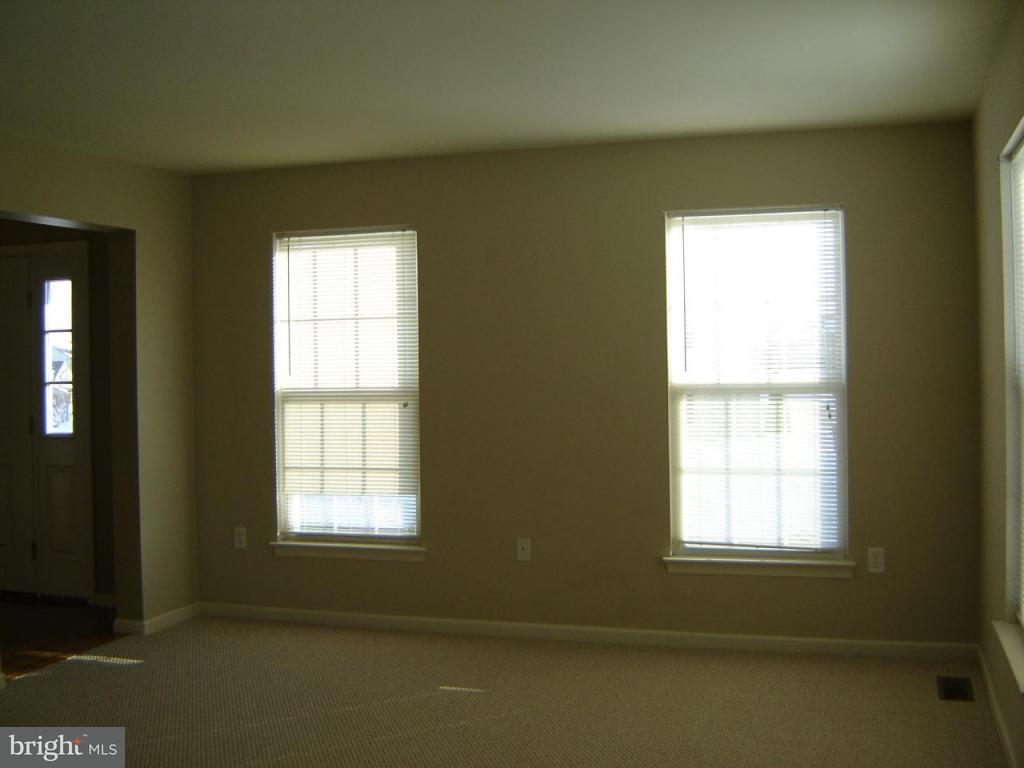 601 North Oak Street Lititz, PA 17543 - Photo 5 of 16 Gallery Image 5