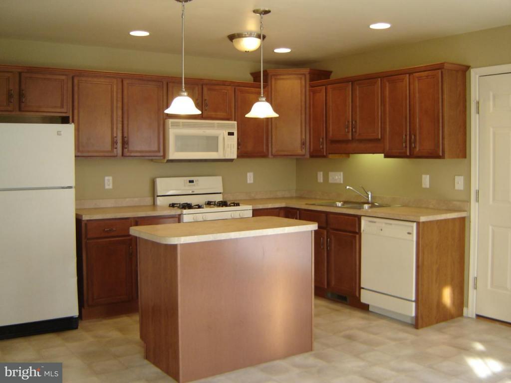 601 North Oak Street Lititz, PA 17543 - Photo 9 of 16 Gallery Image 9