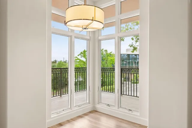 $1,461,000 | 200 Sheridan Avenue, Unit 304, Palo Alto, CA 94306