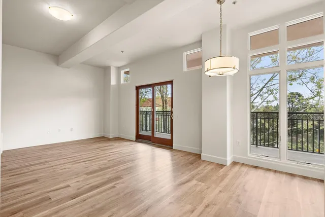 $1,461,000 | 200 Sheridan Avenue, Unit 304, Palo Alto, CA 94306