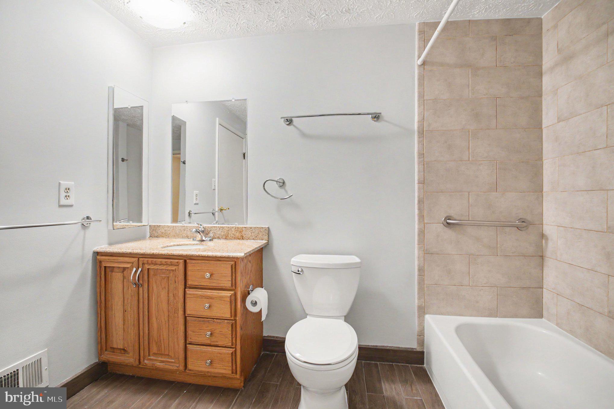 11510 Underoak Court Reston, VA 20191 - Photo 20 of 26 Gallery Image 20
