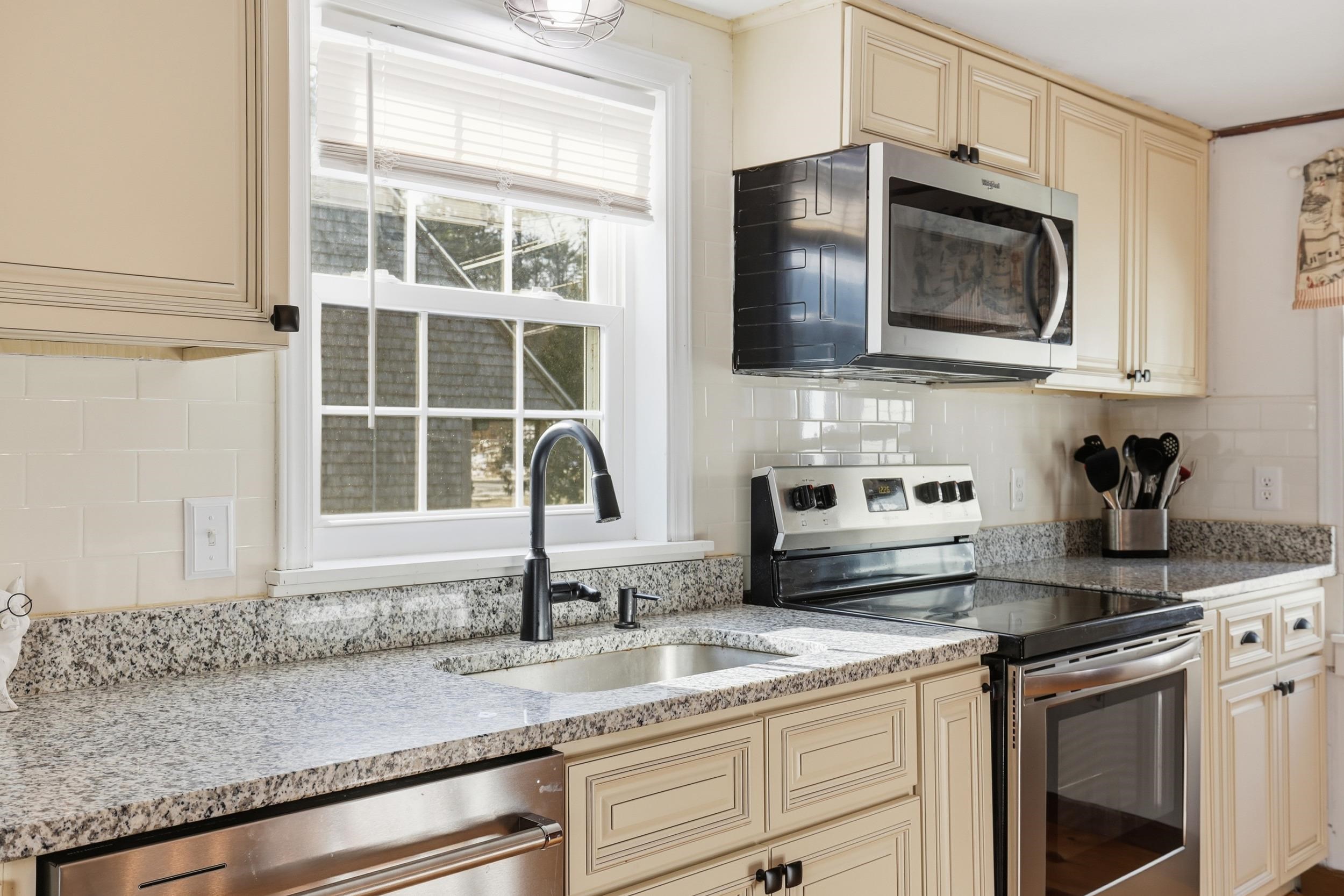 80 Weare Road New Boston, NH 03070 - Photo 11 of 27