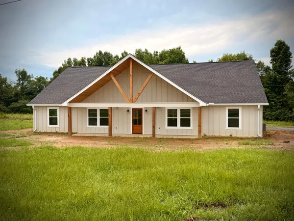 $319,000 | 40051 Cockerham Road, Hamilton, MS 39746