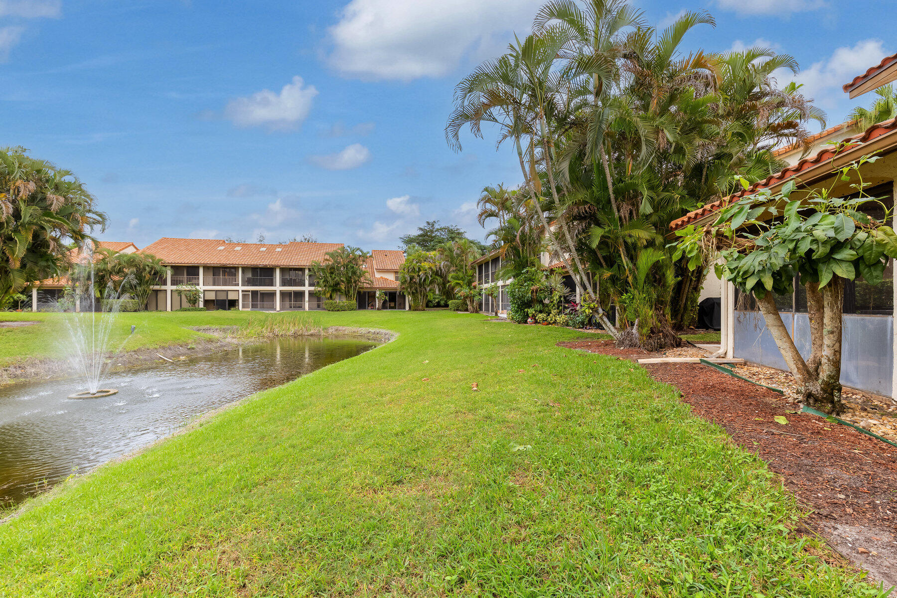 7771 La Mirada Drive Boca Raton, FL 33433 - Photo 33 of 38 Back Yard