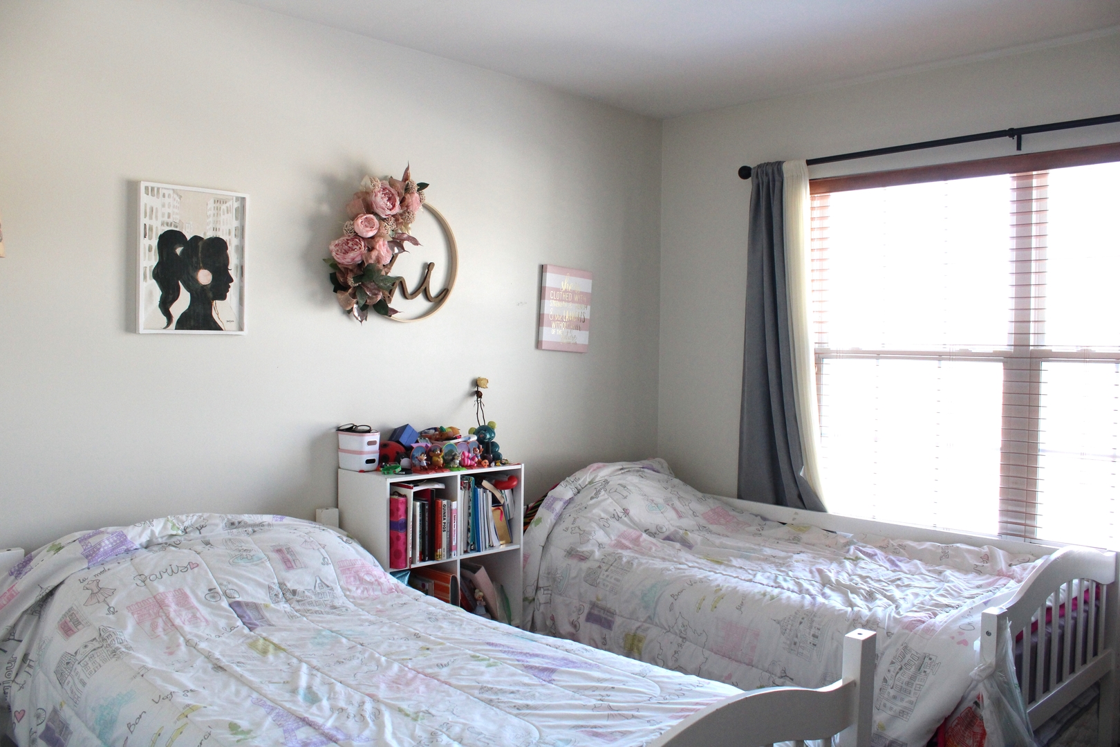 2560 Golf Ridge Circle, Unit 2560 Naperville, IL 60563 - Photo 3 of 16 a bedroom with a bed and a window