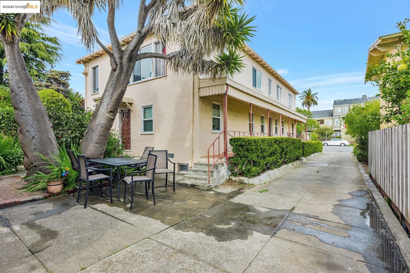 2118 California Street Berkeley, CA 94703 - Photo 7 of 34 a view of outdoor space yard and porch