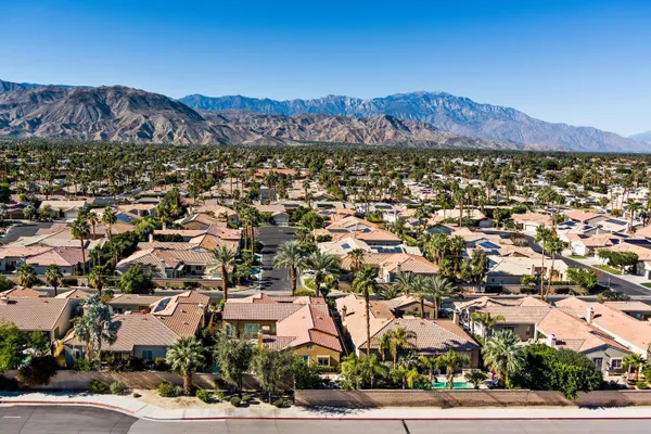 $949,000 | 77 Clavel Court, Palm Desert, CA 92260