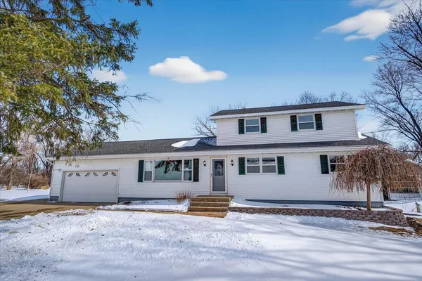 $625,000 | 4726 Baxter Road, Cottage Grove, WI 53527