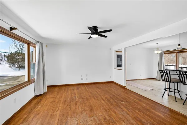 $625,000 | 4726 Baxter Road, Cottage Grove, WI 53527