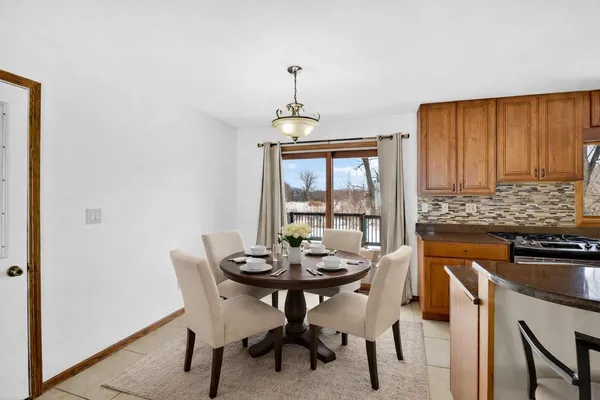 $625,000 | 4726 Baxter Road, Cottage Grove, WI 53527