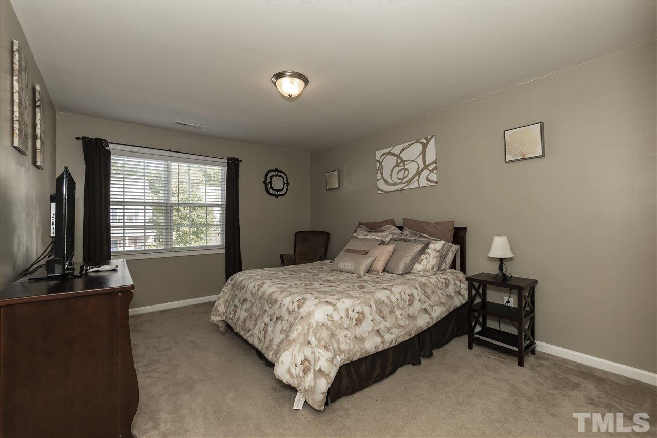 3110 Guiding Light Road Raleigh, NC 27610 - Photo 13 of 26
