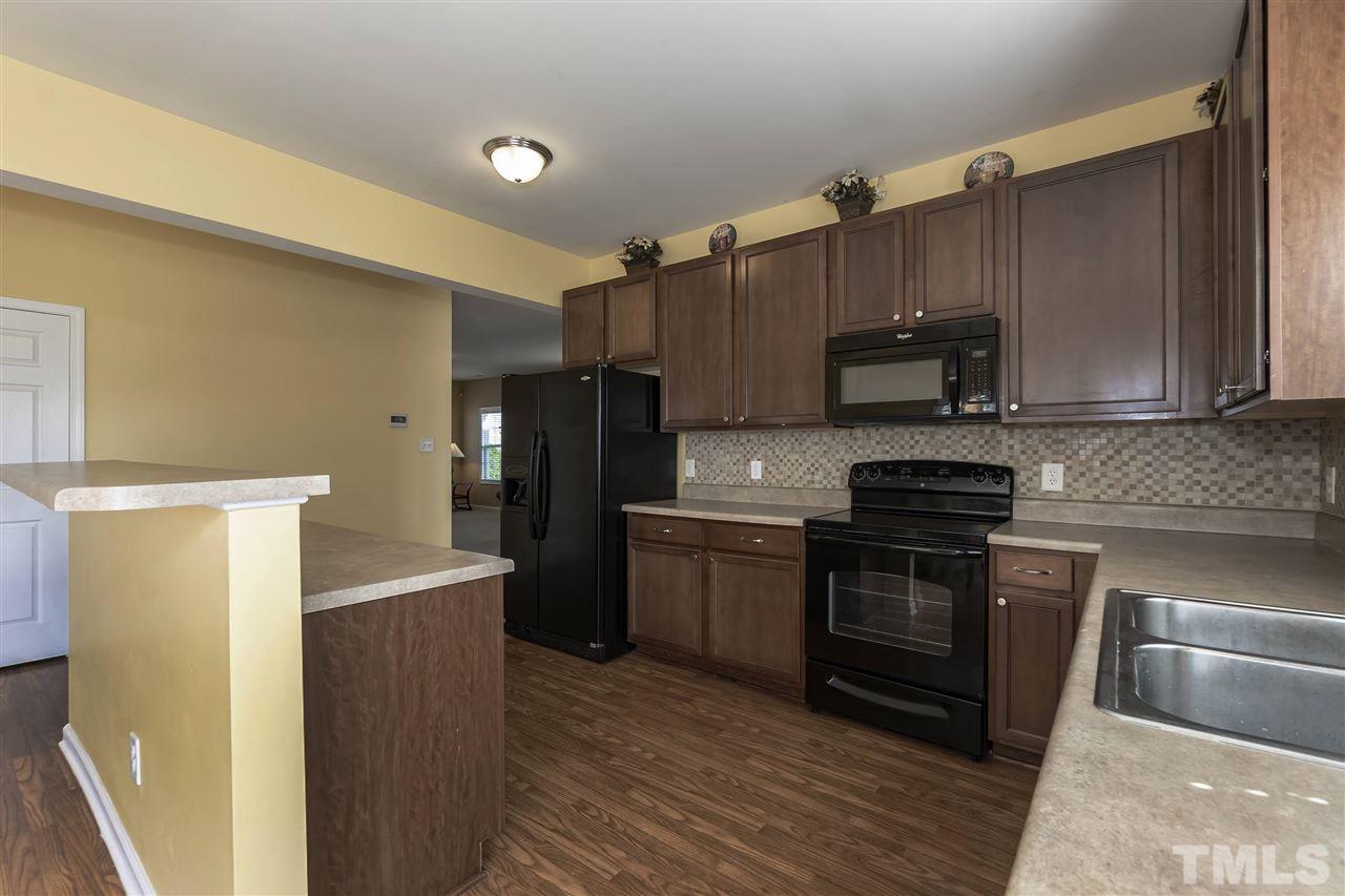 3110 Guiding Light Road Raleigh, NC 27610 - Photo 7 of 26
