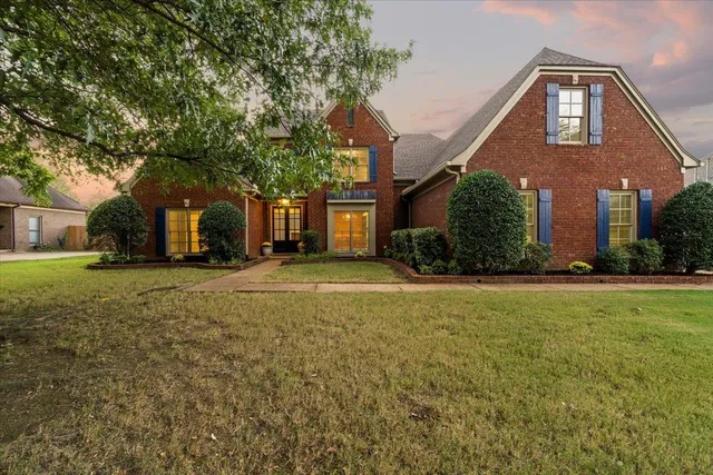 $665,000 | 1533 East Indian Wells Drive, Collierville, TN 38017